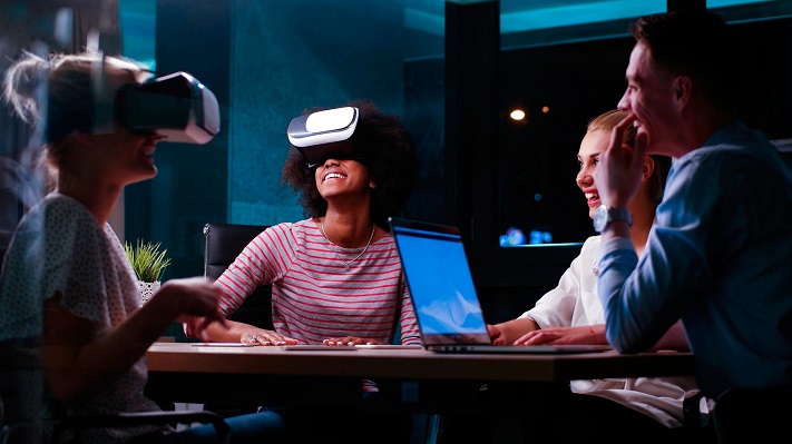 Business en VR : Comment la réalité virtuelle peut aider votre Entreprise ?