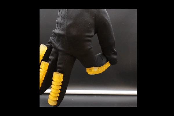 Est-ce que les gants VR imprimés en 3D peuvent être annoncés pour Oculus à Connect ?