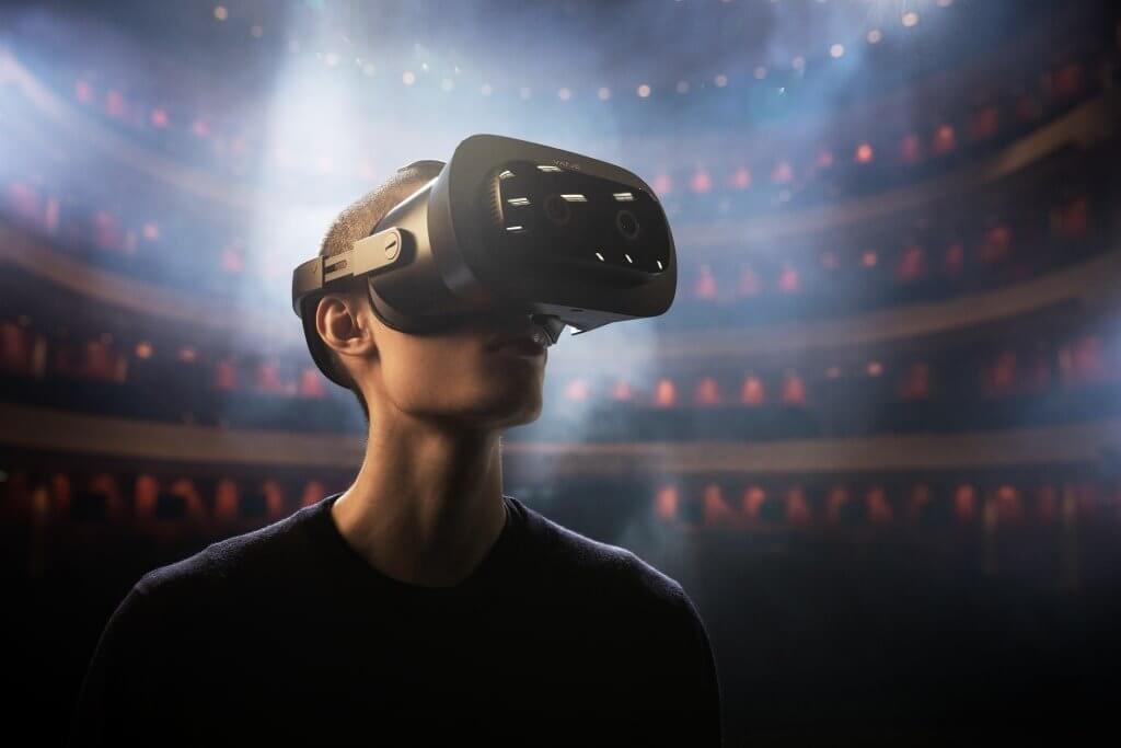 Opera Beyond crée un théâtre virtuel avec Varjo et FNOB